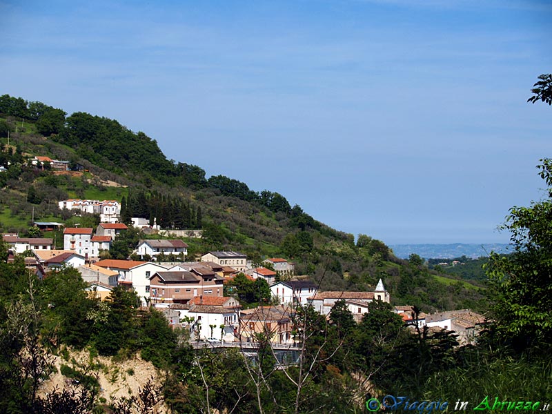 02-P5167830+.jpg - 02-P5167830+.jpg - Panorama del borgo.